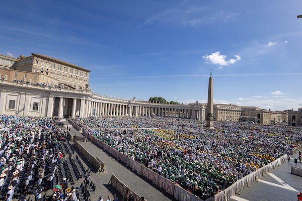 (SPANISH) NOVENDIALI MASS APRIL 27