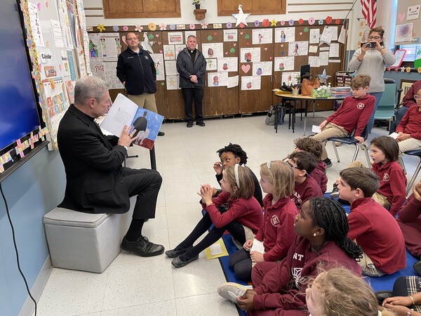 Brennan likes reading cropped (1)